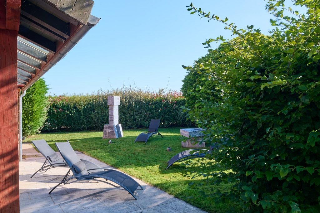 Piscine intérieure du gîte Côté Rivière
